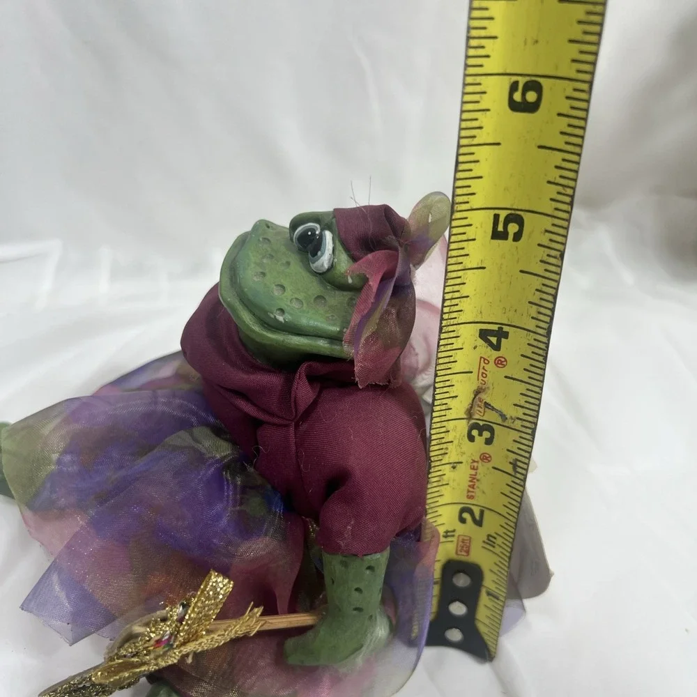 Russ The‎ Country Folks Kelly Frog Shelf Sitter Violetta Toad Critter Factory